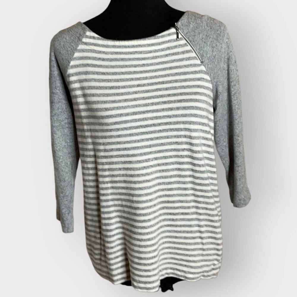 Loft 3/4 Sleeve Gray and White Stripe Top With Zipper Embellishment Size Small